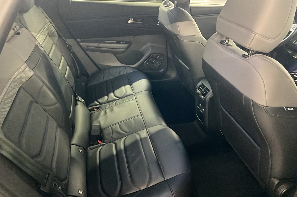 Citroen C5 X PureTech 130 EAT8 Plus