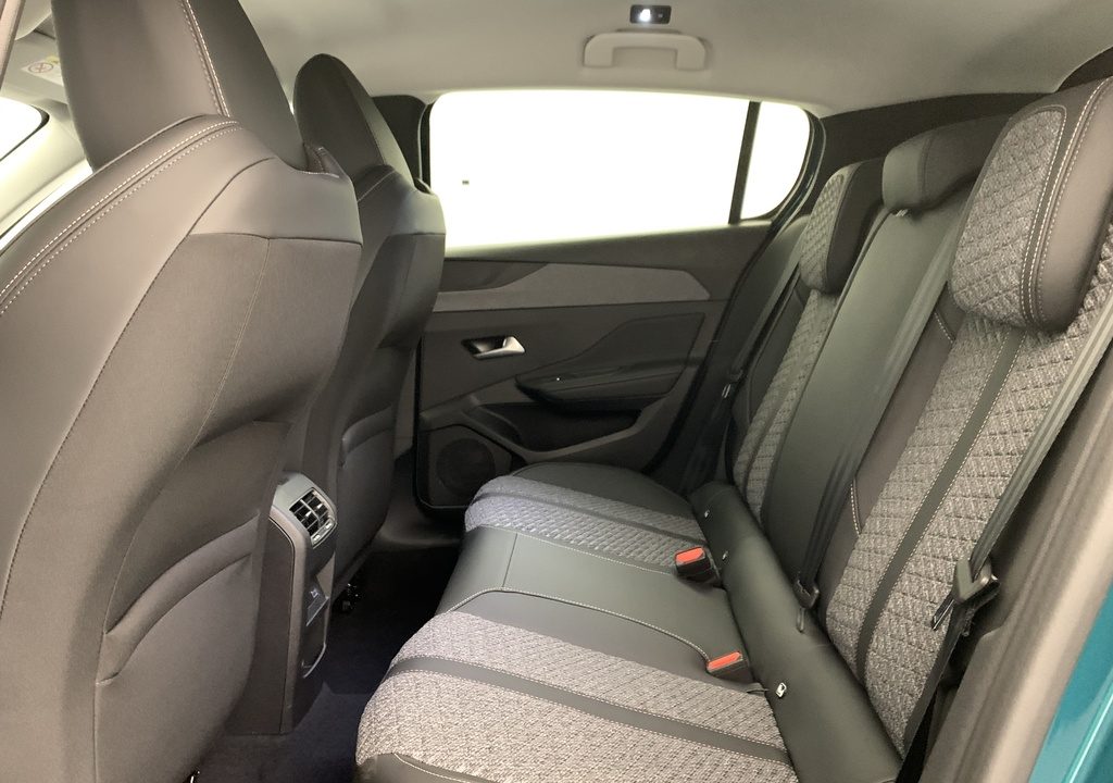 Peugeot 308 NOUVELLE BLUEHDI 130CH S&S EAT8 ALLURE