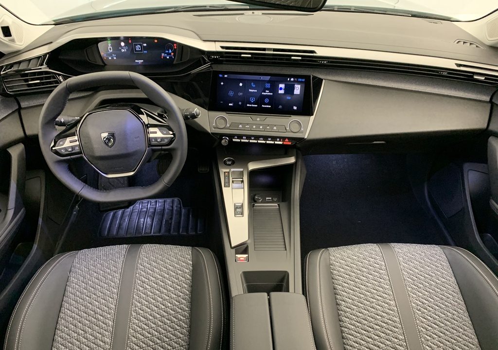 Peugeot 308 NOUVELLE BLUEHDI 130CH S&S EAT8 ALLURE
