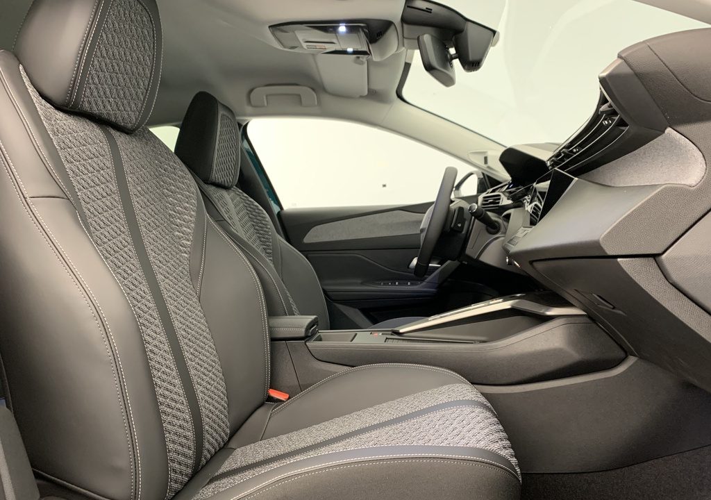 Peugeot 308 NOUVELLE BLUEHDI 130CH S&S EAT8 ALLURE
