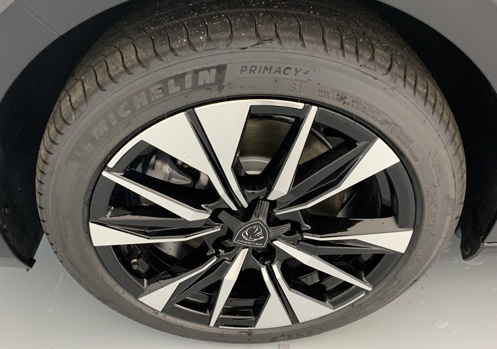Peugeot 308 NOUVELLE BLUEHDI 130CH S&S EAT8 ALLURE
