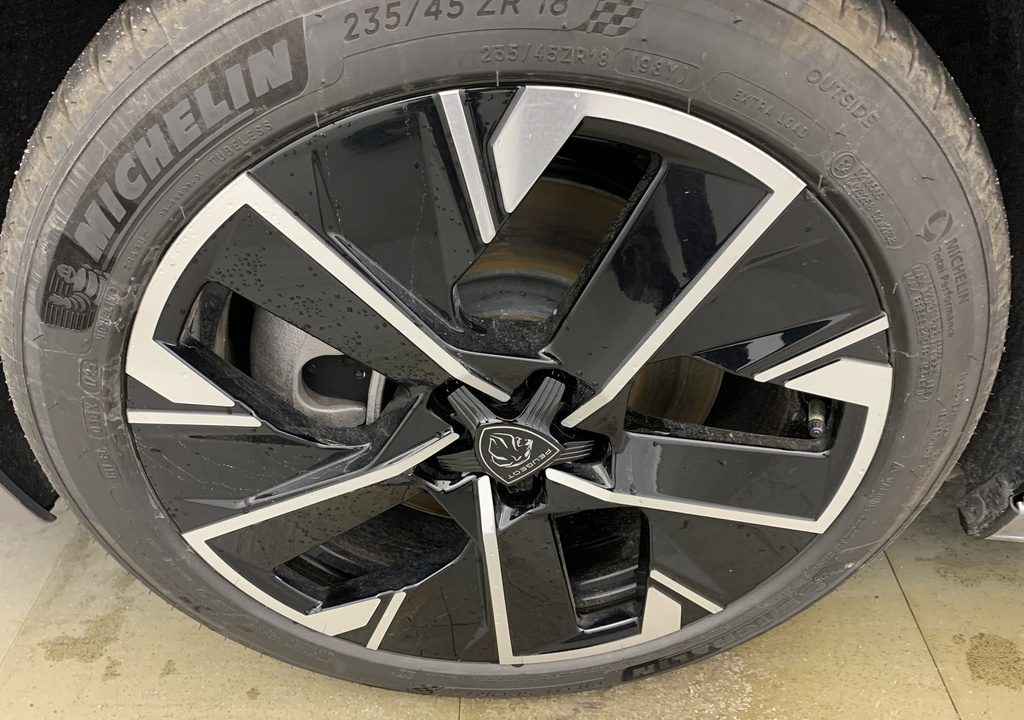 Peugeot 508 Hybrid 225 e-EAT8 Allure