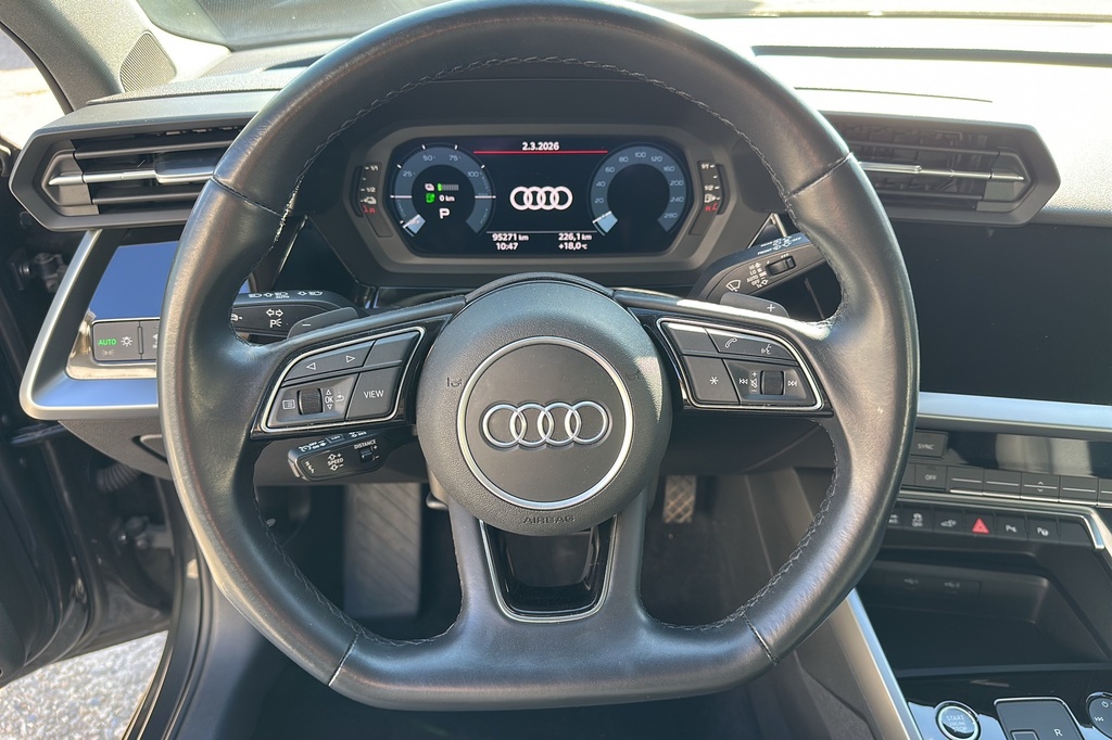 Audi A3 SPORTBACK 40 TFSIE 204 S TRONIC 6 BUSINESS LINE
