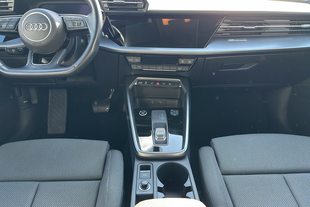 Audi A3 SPORTBACK 40 TFSIE 204 S TRONIC 6 BUSINESS LINE