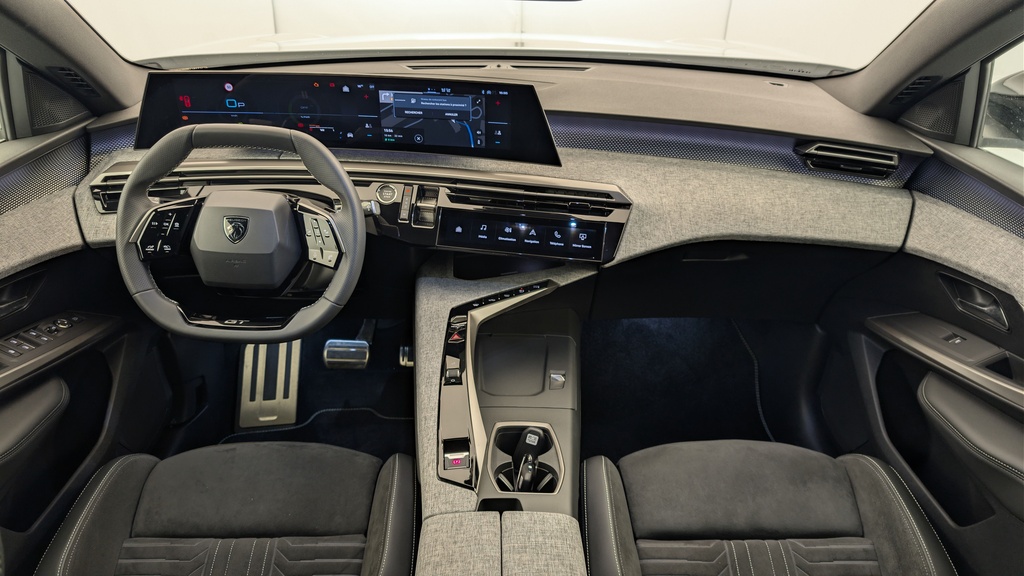 Peugeot 3008 Hybrid 145 e-DCS6 GT