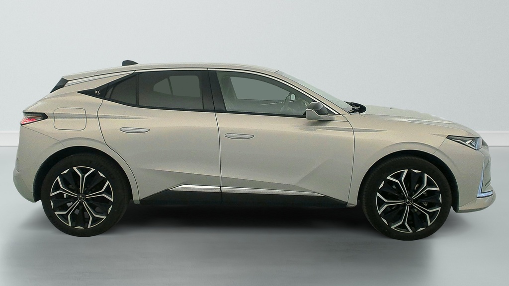 Ds DS4 PureTech 130 EAT8 Etoile – Alcantara