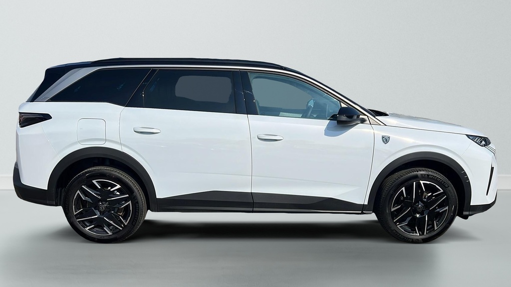 Peugeot 5008 Hybrid 145 e-DCS6 GT