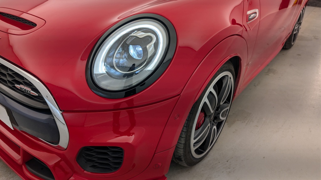 Mini CABRIOLET F57 231 CH JOHN COOPER WORKS BVA6 FINITION JCW EXCLUSIVE DESIGN