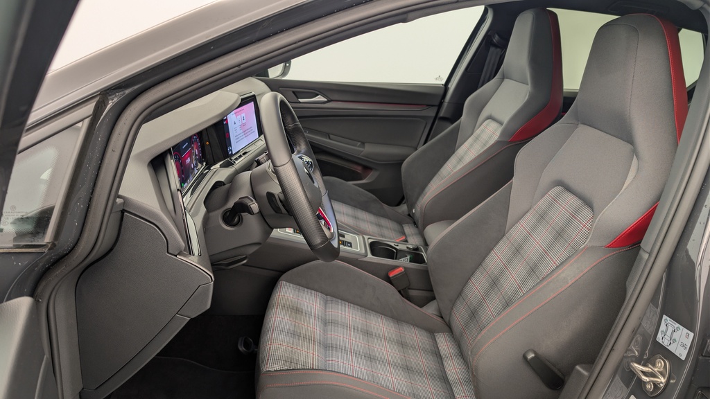 Volkswagen GOLF 8 2.0 TSI 245 DSG7 GTI