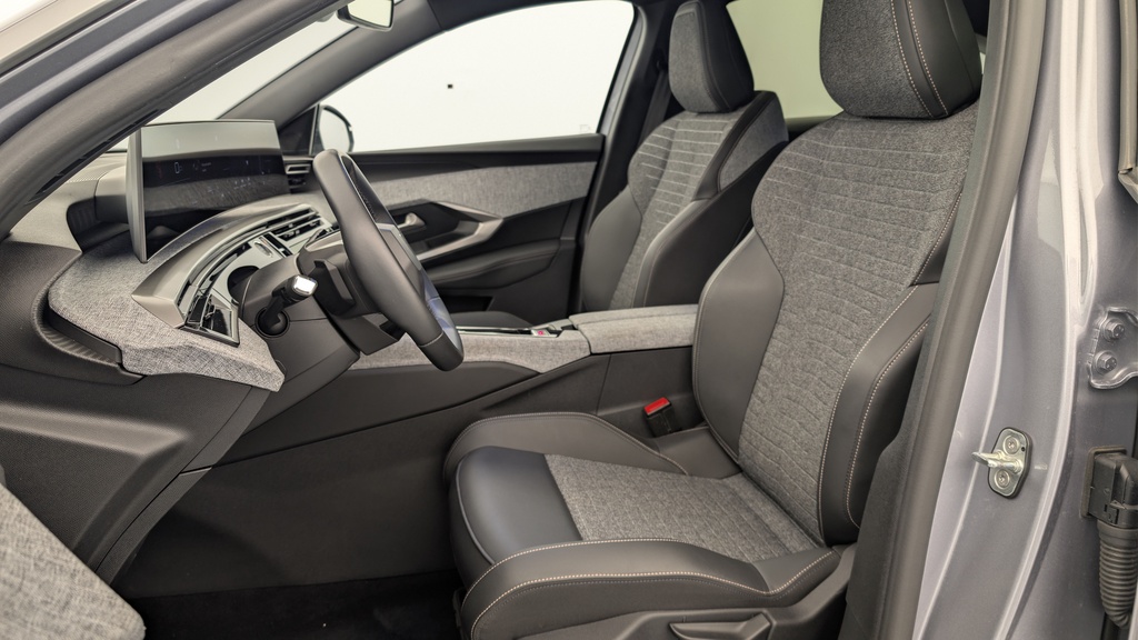 Peugeot 3008 Hybrid 145 e-DCS6 Allure