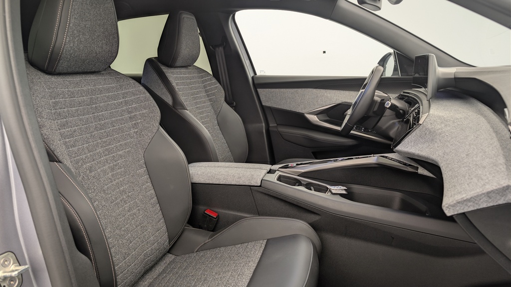 Peugeot 3008 Hybrid 145 e-DCS6 Allure