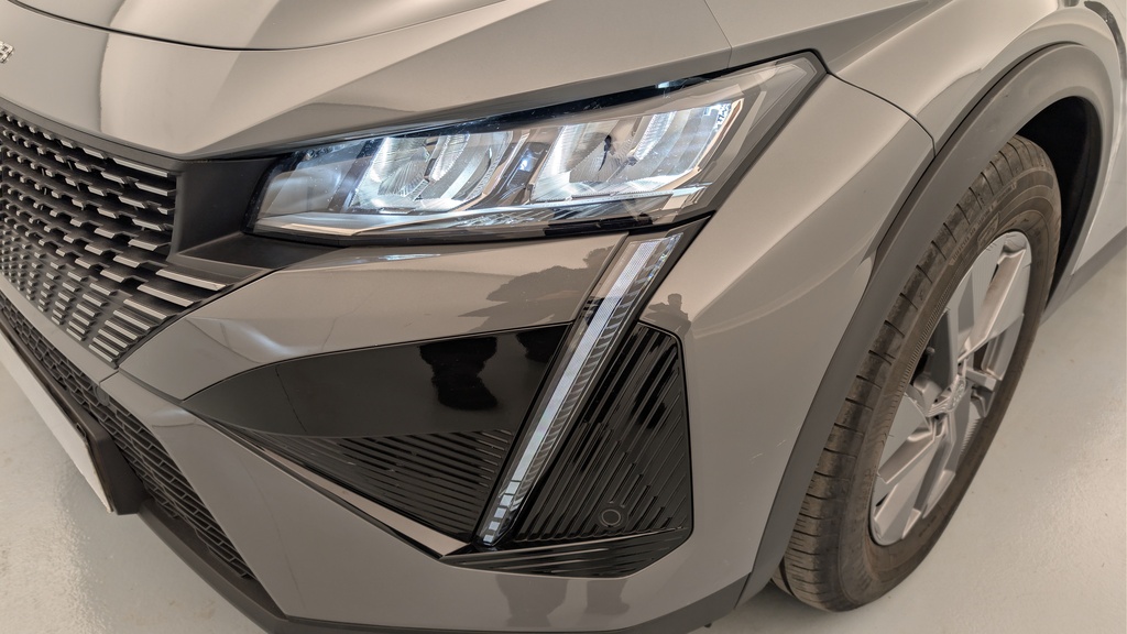 Peugeot 408 Hybrid 136 e-DCS6 Allure
