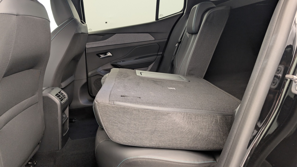 Peugeot 408 Hybrid 136 e-DCS6 Allure