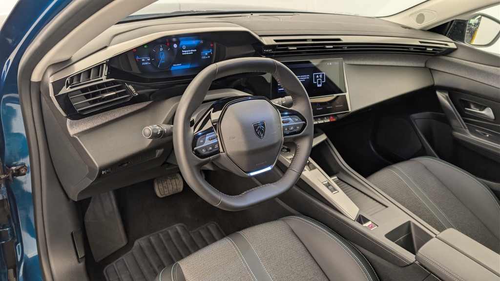 Peugeot 408 Hybrid 136 e-DCS6 Allure