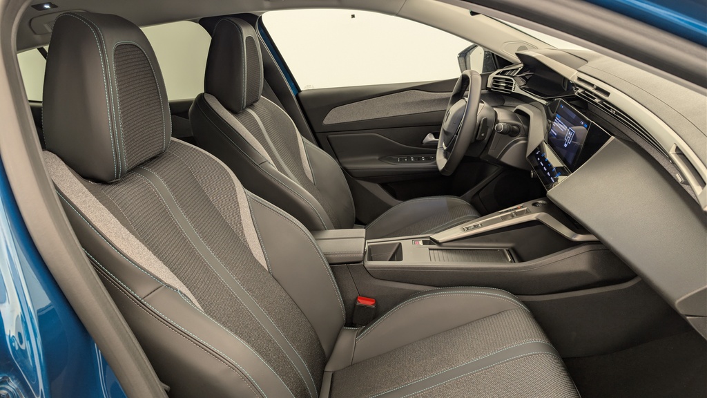 Peugeot 408 Hybrid 136 e-DCS6 Allure