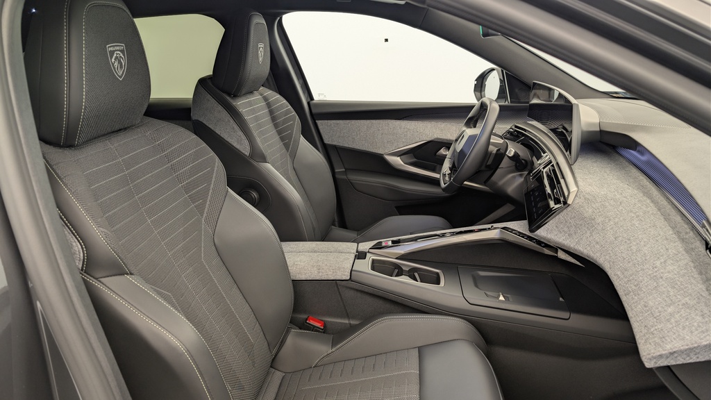 Peugeot 3008 Hybrid 145 e-DCS6 GT