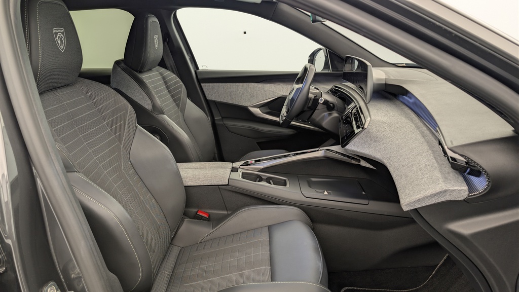 Peugeot 3008 Hybrid 145 e-DCS6 GT