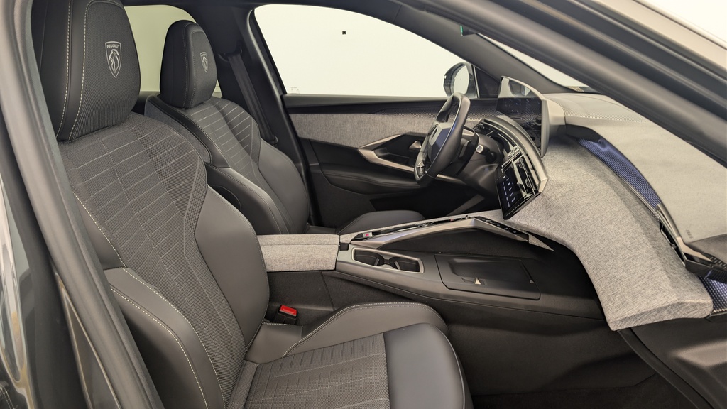Peugeot 3008 Hybrid 145 e-DCS6 GT