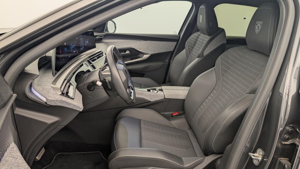 Peugeot 3008 Hybrid 145 e-DCS6 GT