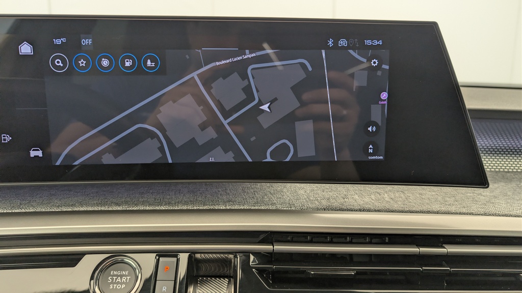 Peugeot 3008 Hybrid 145 e-DCS6 GT
