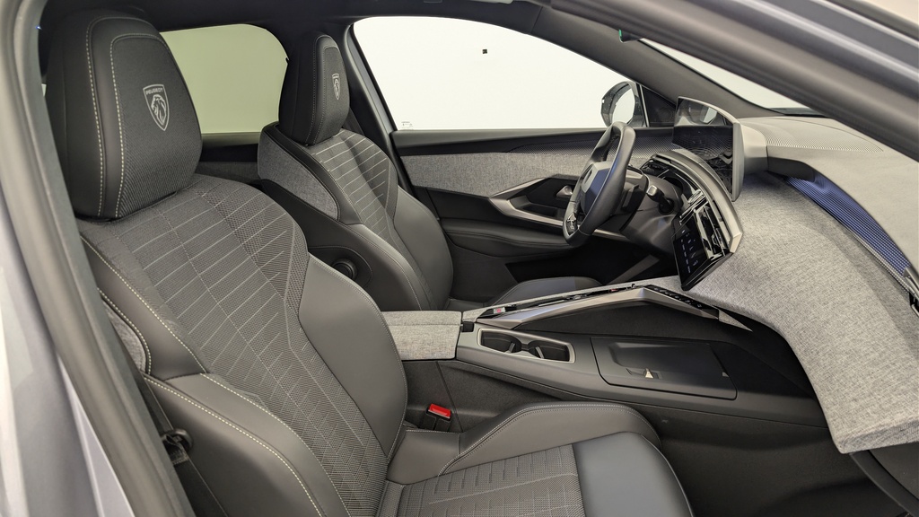 Peugeot 3008 Hybrid 145 e-DCS6 GT