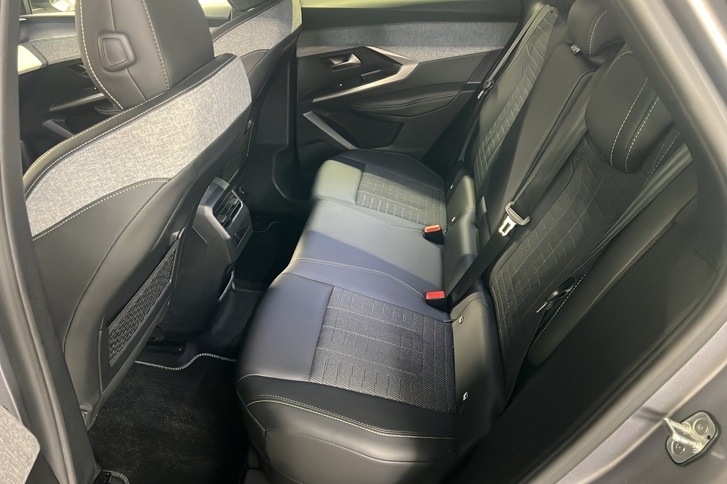 Peugeot 3008 Hybrid 145 e-DCS6 GT