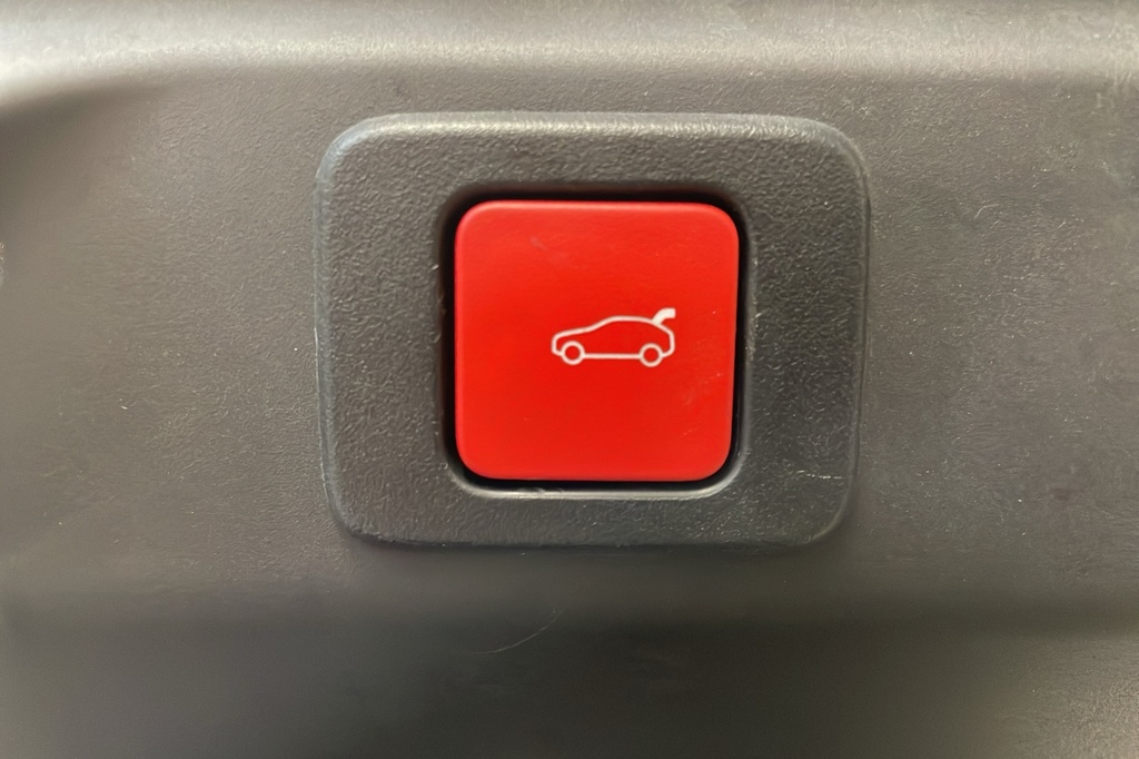 Peugeot 3008 Hybrid 145 e-DCS6 GT