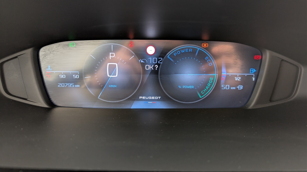 Peugeot 408 Hybrid 136 e-DCS6 Allure