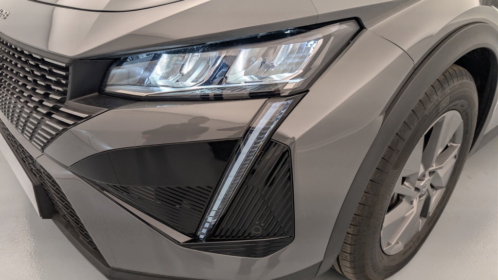 Peugeot 408 Hybrid 136 e-DCS6 Allure
