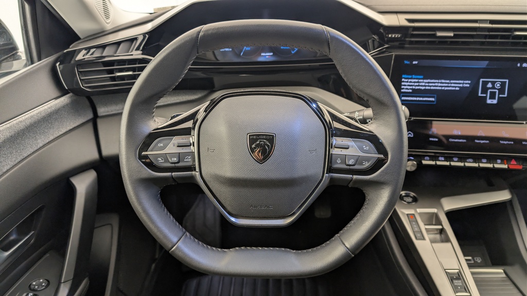 Peugeot 408 Hybrid 136 e-DCS6 Allure