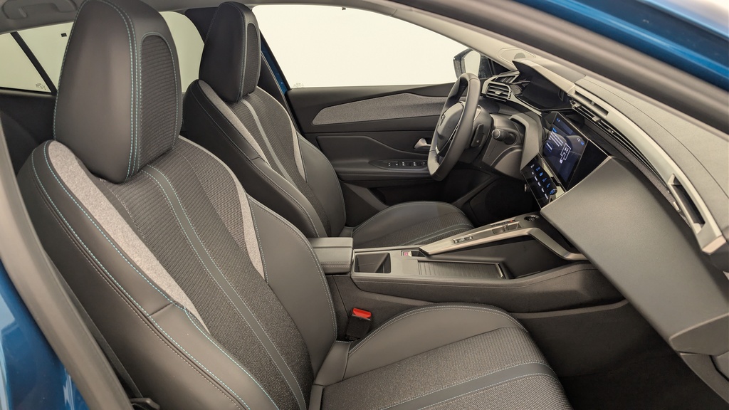 Peugeot 408 Hybrid 136 e-DCS6 Allure