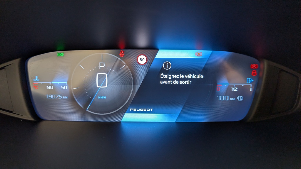 Peugeot 408 Hybrid 136 e-DCS6 Allure