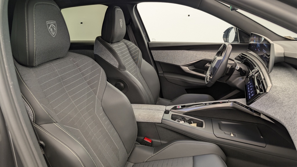 Peugeot 3008 Hybrid 145 e-DCS6 GT