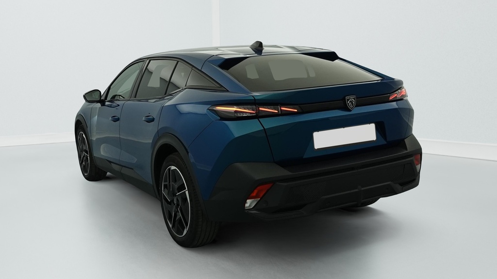 Peugeot 408 Hybrid 145 e-DCS6 GT