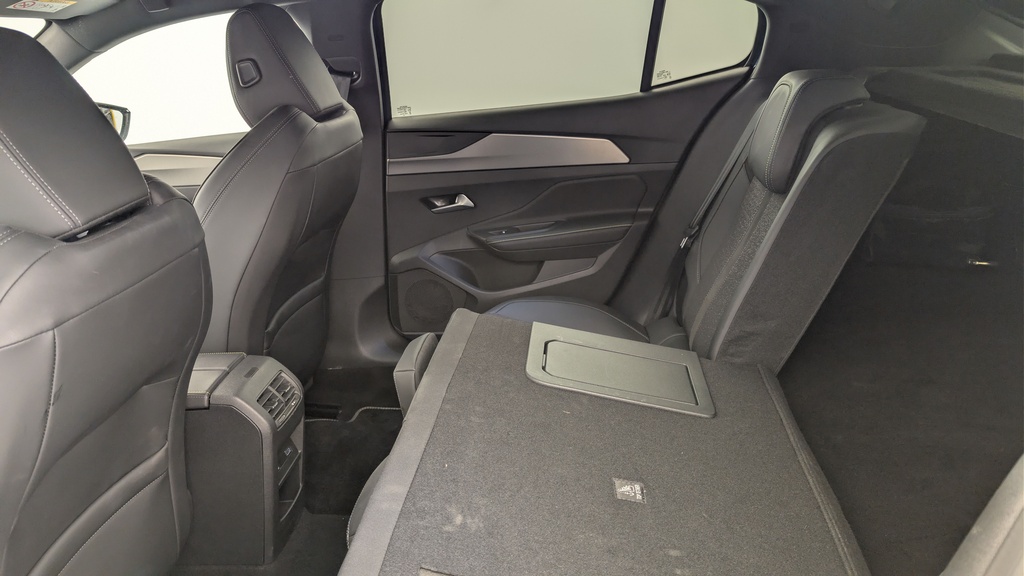 Peugeot 408 Hybrid 145 e-DCS6 GT