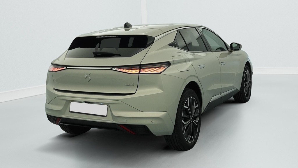 Ds DS4 BlueHDi 130 EAT8 Etoile – Alcantara