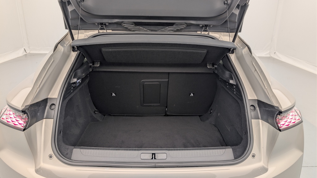 Ds DS4 BlueHDi 130 EAT8 Etoile – Alcantara