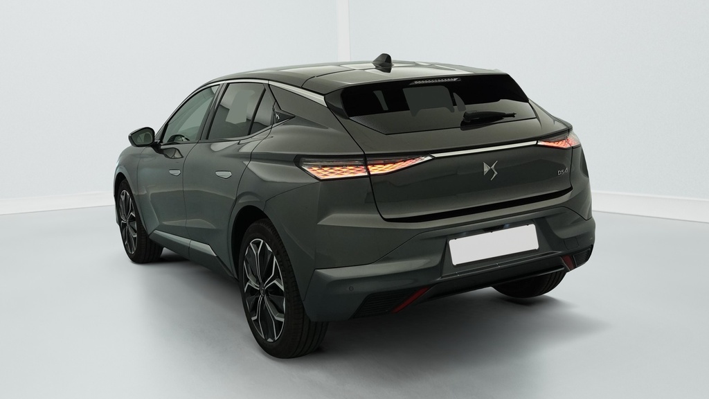 Ds DS4 BlueHDi 130 EAT8 Etoile – Alcantara