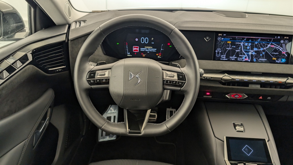 Ds DS4 BlueHDi 130 EAT8 Etoile – Alcantara