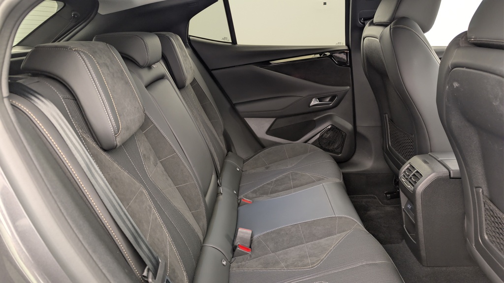 Ds DS4 BlueHDi 130 EAT8 Etoile – Alcantara