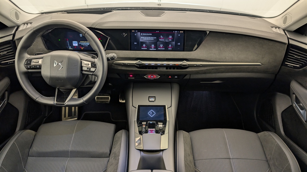 Ds DS4 BlueHDi 130 EAT8 Etoile – Alcantara