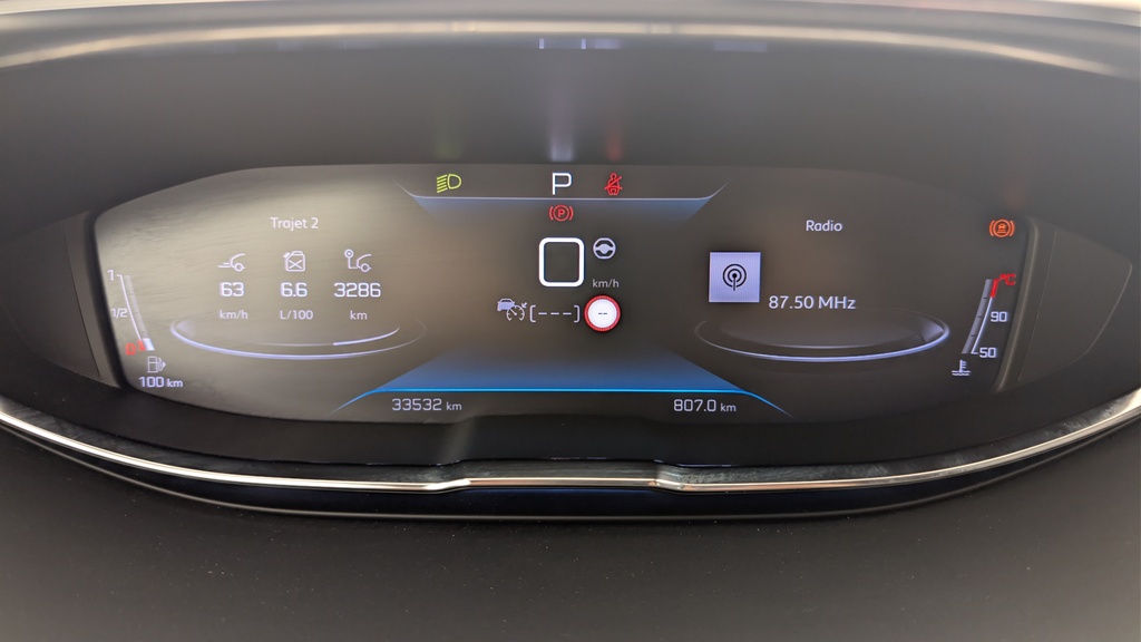 Peugeot 5008 Hybrid 136 e-DCS6 Allure Pack