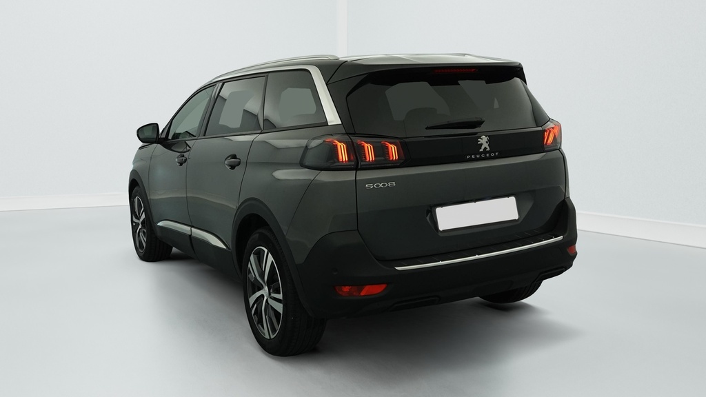 Peugeot 5008 Hybrid 136 e-DCS6 Allure Pack