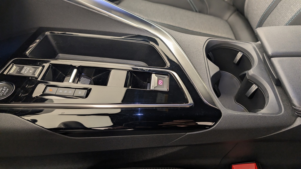 Peugeot 5008 Hybrid 136 e-DCS6 Allure Pack