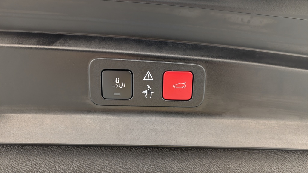 Peugeot 5008 Hybrid 136 e-DCS6 Allure Pack