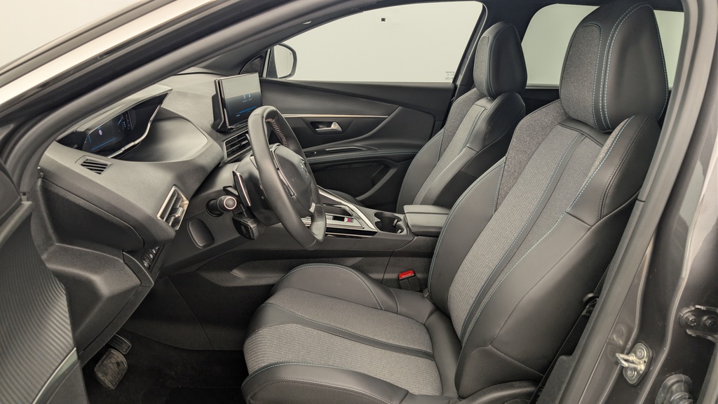 Peugeot 5008 Hybrid 136 e-DCS6 Allure Pack