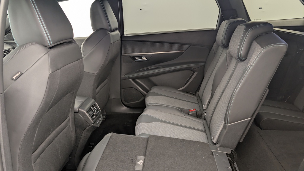 Peugeot 5008 Hybrid 136 e-DCS6 Allure Pack