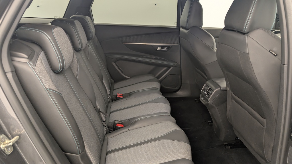 Peugeot 5008 Hybrid 136 e-DCS6 Allure Pack