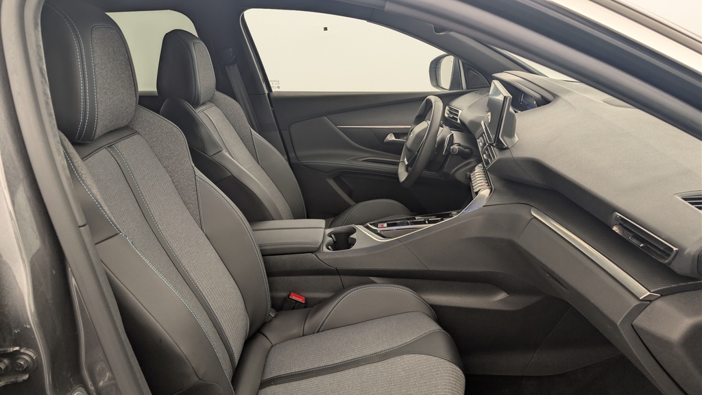 Peugeot 5008 Hybrid 136 e-DCS6 Allure Pack