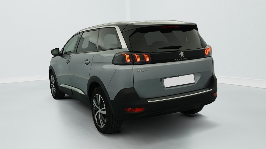 Peugeot 5008 Hybrid 136 e-DCS6 Allure Pack
